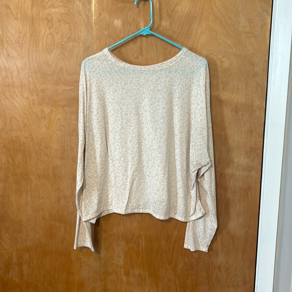 Cropped workout top